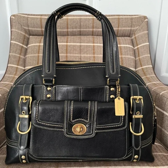 バッグ Coach Hamptons miranda Handbag Black y2k Coach